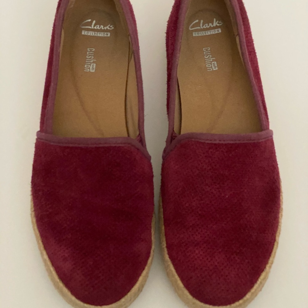 Clark’s Soft Cushion Collection Nubuck shoes size9